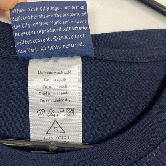 NYPD Graphic T-Shirt Sz S - Picture 5 of 5